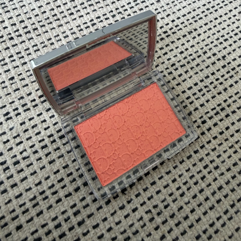 Dior Rosy Glow Powder Blush Coral 004 - Picture 4 of 7